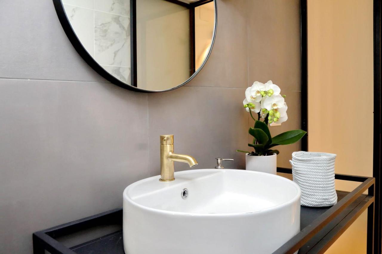 Eve Guest House At Trevi Fountain Roma Exterior foto