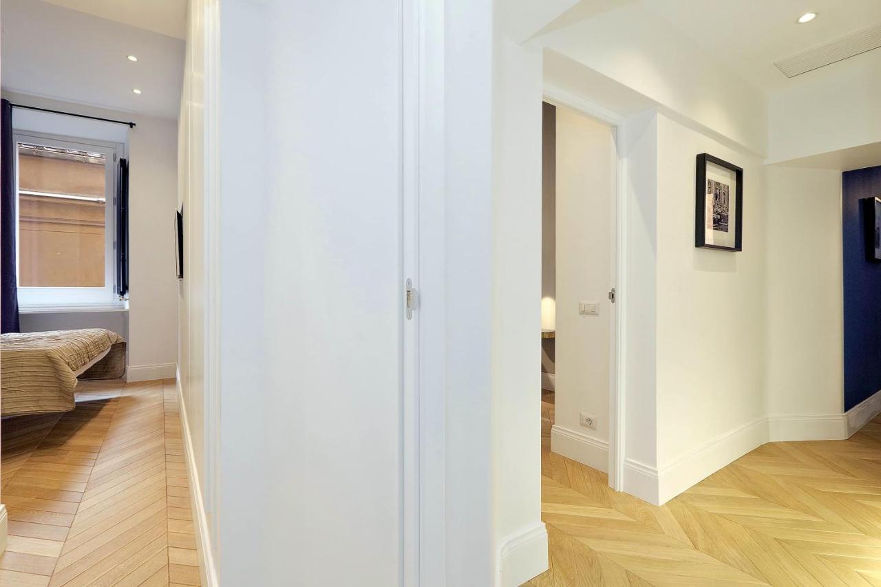Eve Guest House At Trevi Fountain Roma Exterior foto